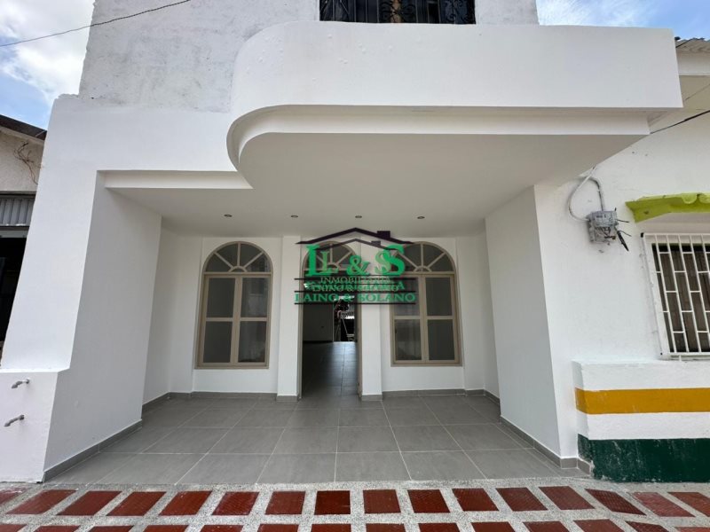 Local disponible para Arriendo en El Banco Urbanizacion Priviligiada Foto numero 1