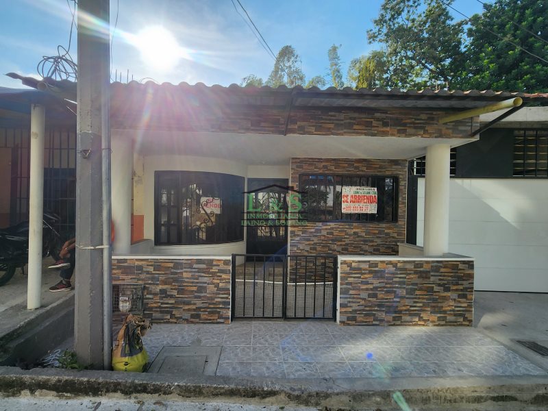 Casa disponible para Arriendo en Ocaña Las Ferias Foto numero 1